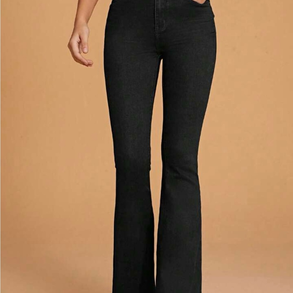 Elegant Black Flare Jeans for Women